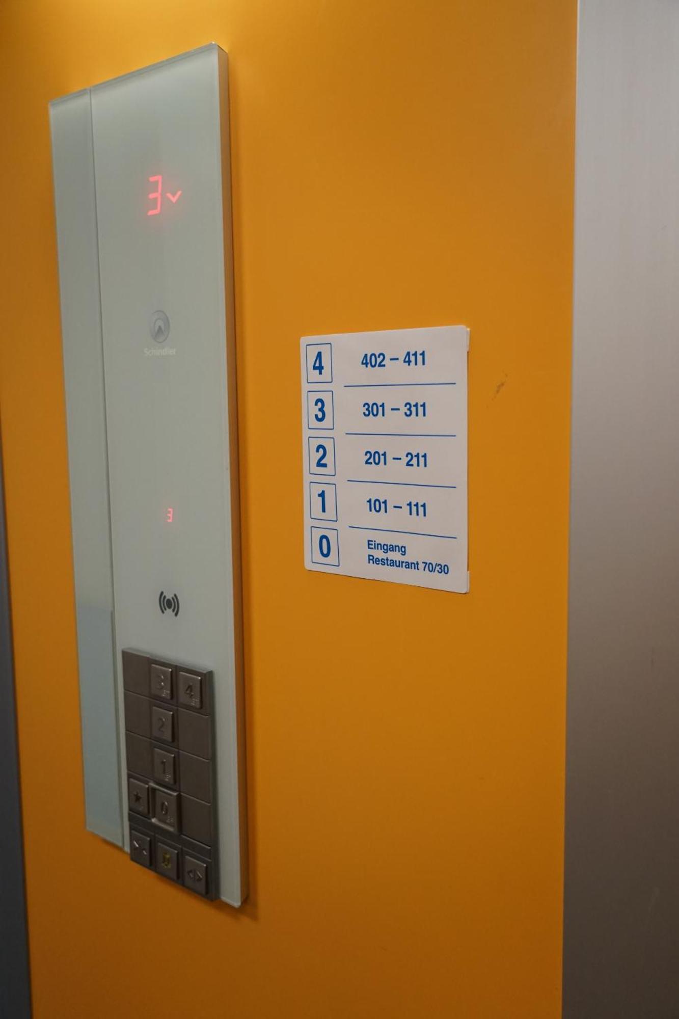 Perron 10 Centra Hotel Winterthur Bilik gambar